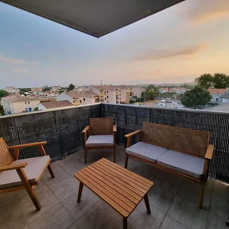 L'Appartement Ensoleille, Wifi-Clim-Gare-Terrasse Narbonne Extérieur photo