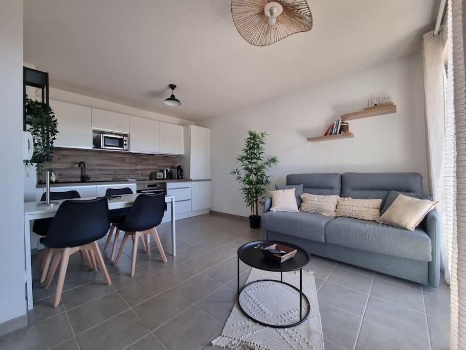 Ensoleille, Wifi-clim-gare-terrasse Appartement Narbonne